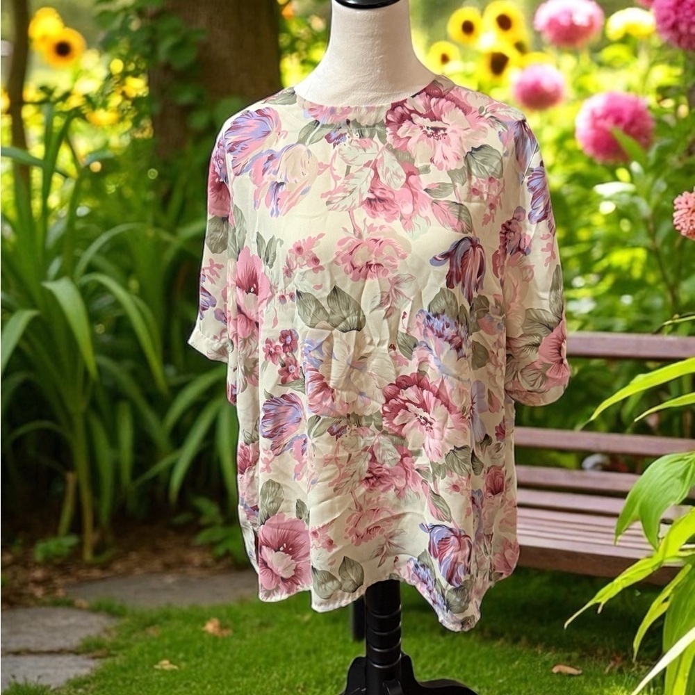 Alfred Dunner Floral Blouse with Pink and Green Accents Size 22